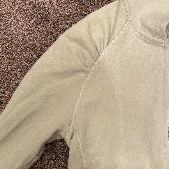 Lululemon Jacket - Picture 6 of 6